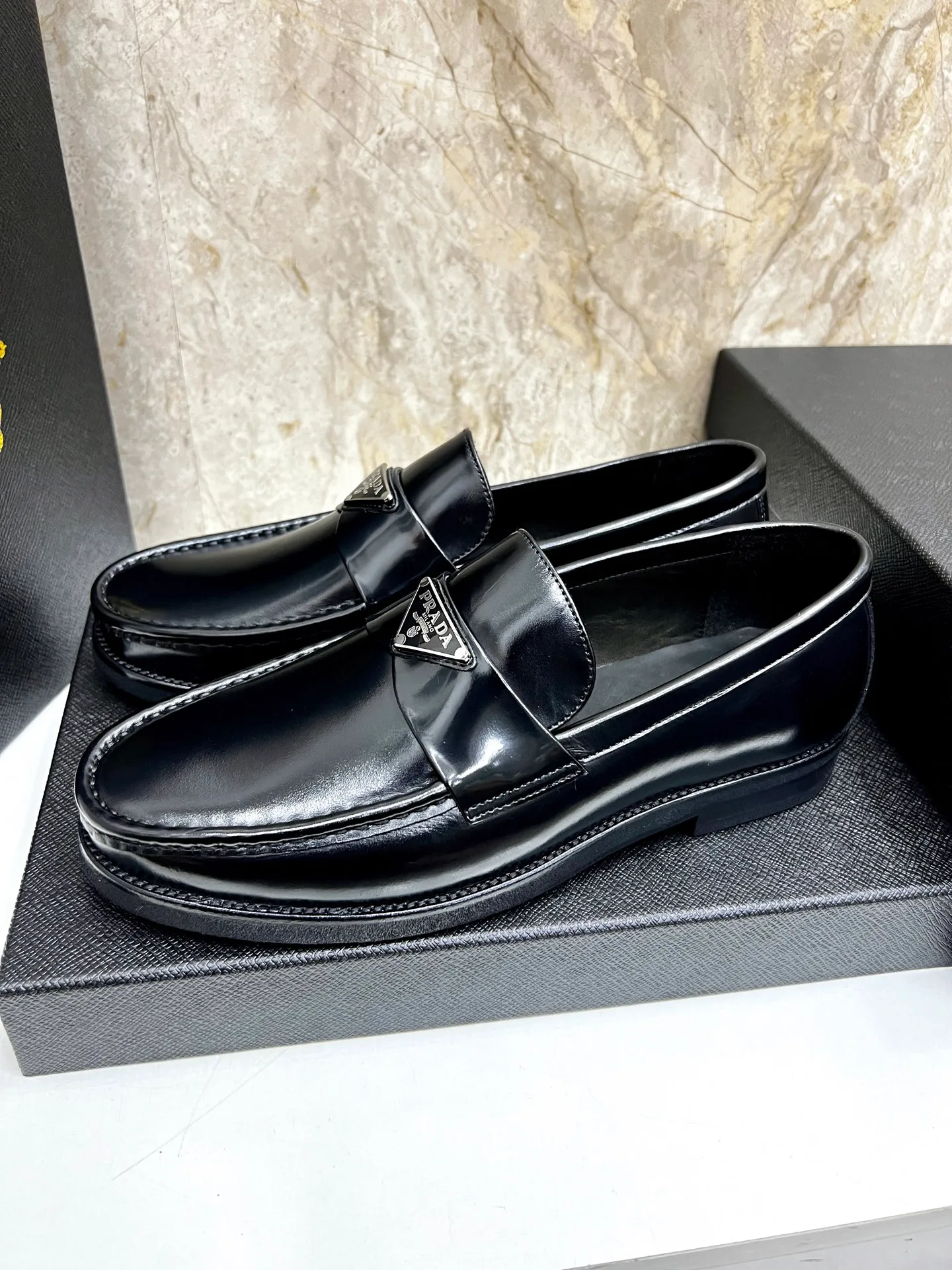 PRADA~ Size: 38-44 (customized 45/46 P: 💰880 P's original official website new high-end men's leather shoes, top-quality original replicas, made of imported open edge beads/calf leather, calf leather breathable lining, original leather outsole!
